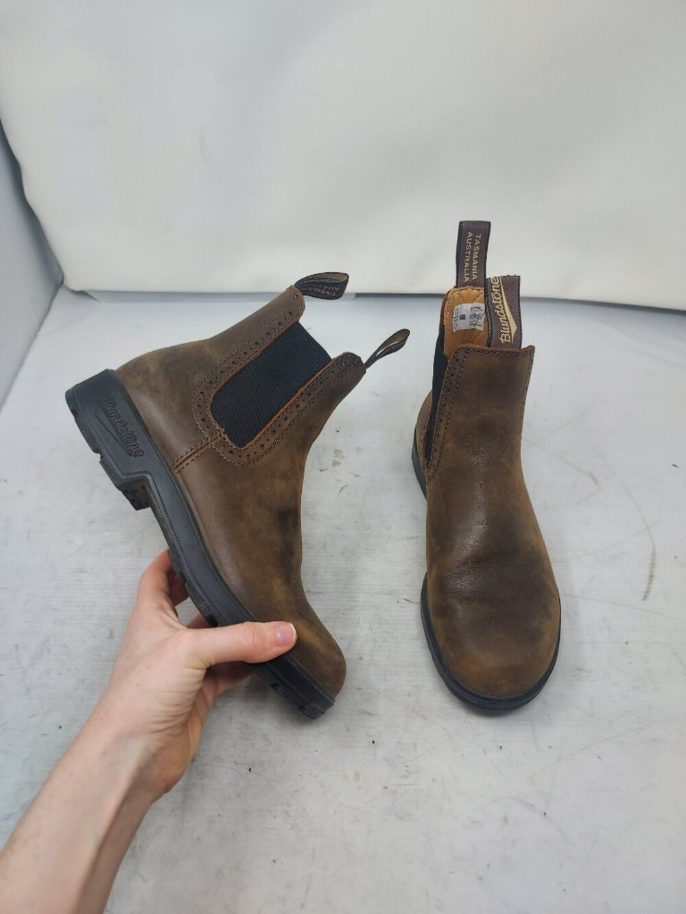Blundstone WOMENS Chelsea Antique Brown Tall Boot